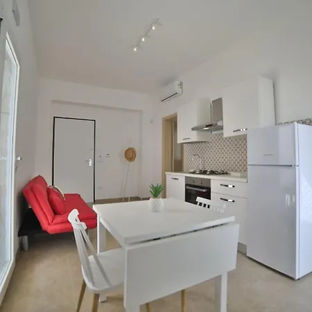 Giaro' Apartamento *